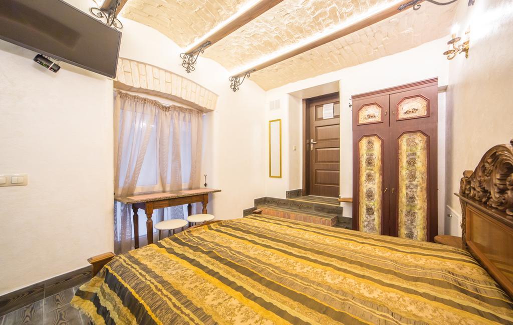 Apartments On Valova 16, On Market Square 리비프 외부 사진